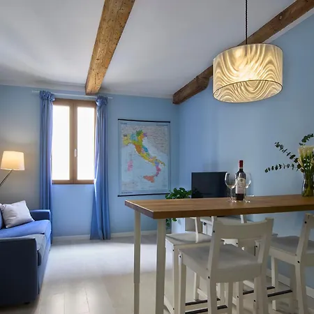 Panicale Blue Historic 1br Near Medici Chapels & Mercato