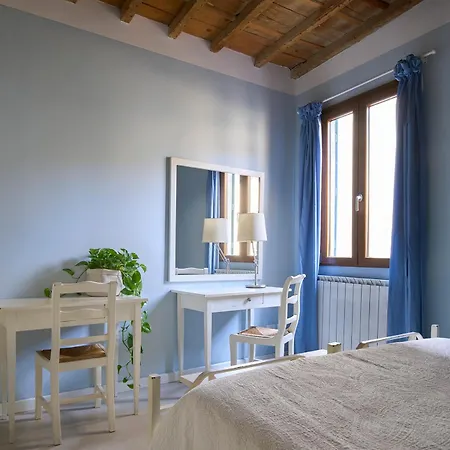 Appartement Panicale Blue Historic 1br Near Medici Chapels & Mercato